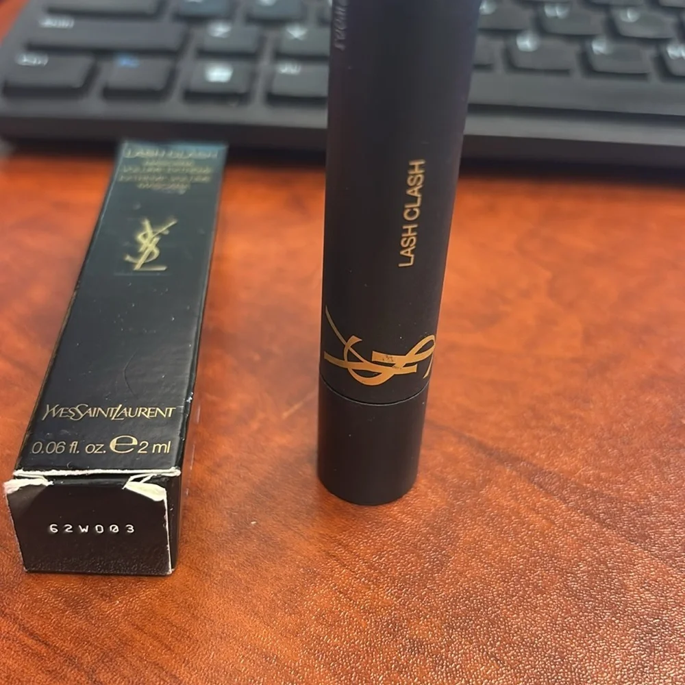 Yves Saint Laurent Lash Clash Mascara in Black and Gold